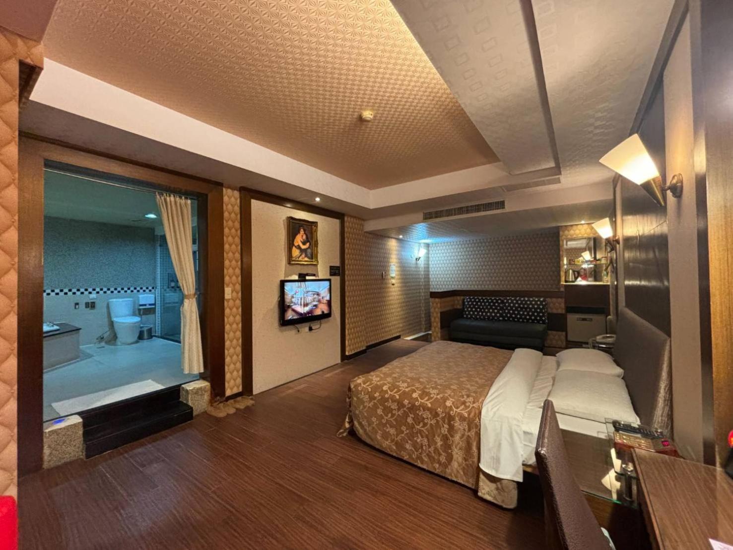 Hua Xiang Motel - Da Chang Kaohsziung Kültér fotó