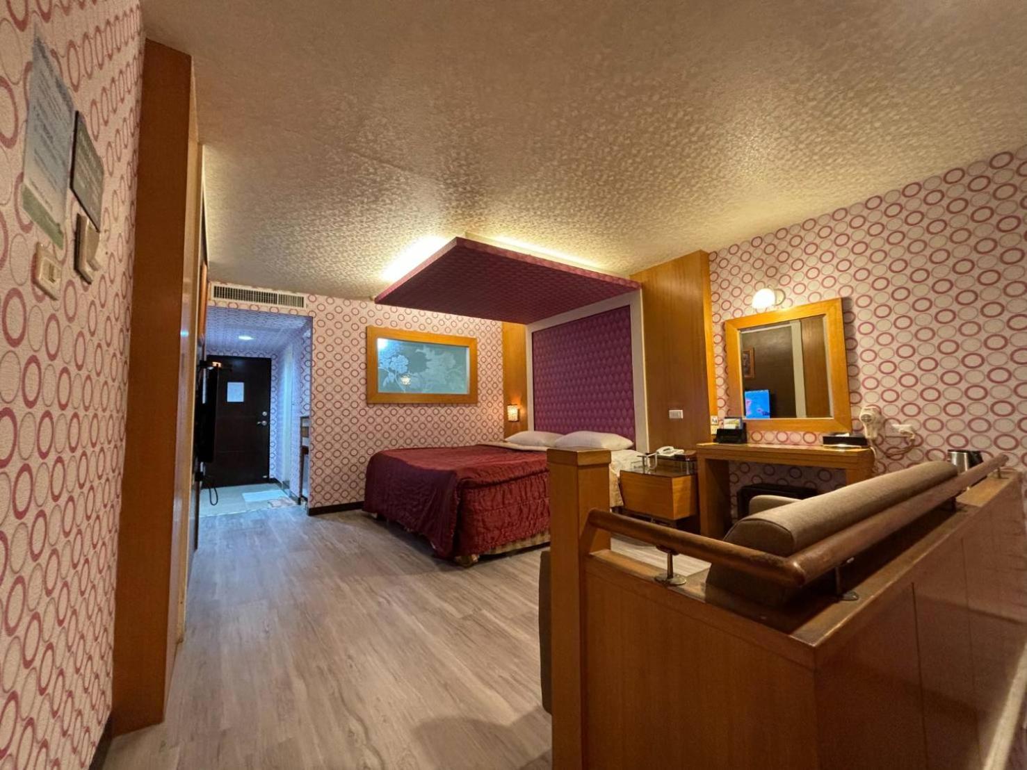 Hua Xiang Motel - Da Chang Kaohsziung Kültér fotó